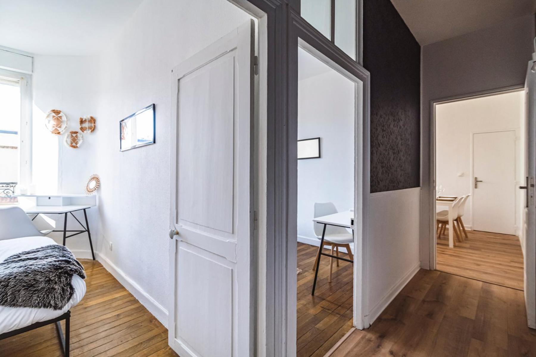 Le Cosy - Charmant 2 Chambres - Hyper Centre Reims Exterior photo